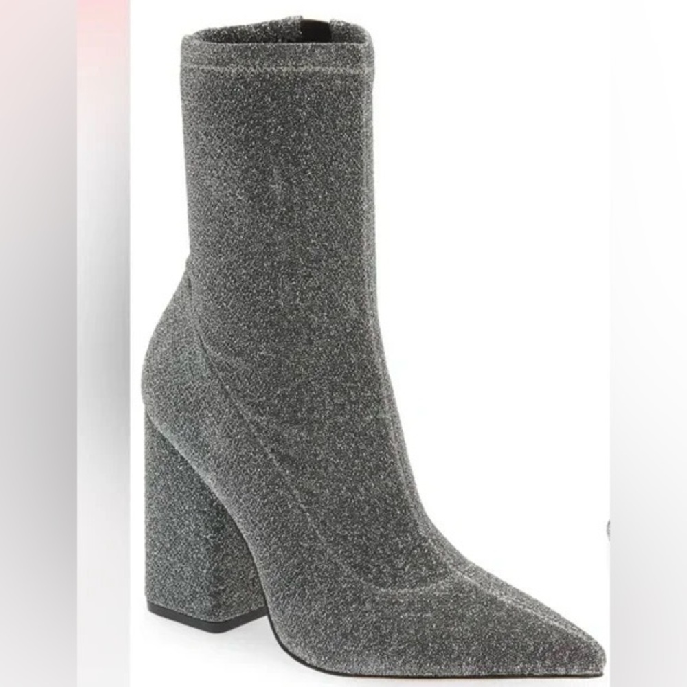 NIB Marc Fisher Larry Pointed Toe Ankle Boot